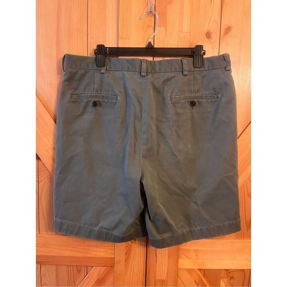 346 Brooks Brothers, shorts Size 36 (1402) - Picture 2 of 3